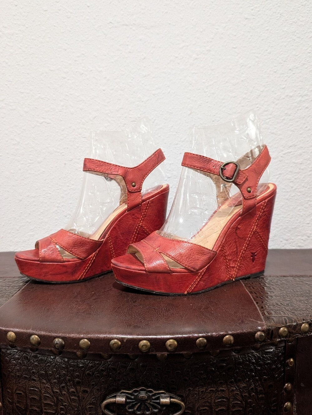 Frye Corina Campus Red Brown Leather Platform Wedge Sandals Size 8M
